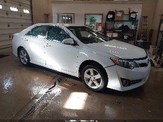 2014 Toyota Camry, VIN 4T1BF1FK3EU808036. Фото 1 з 6 з аукціону IAAI. Каталог авто зі США OpenDataCar.