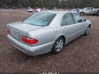 2002 Mercedes-benz E-Class, VIN WDBJF65J62B409522. Фото 4 з 6 з аукціону IAAI. Каталог авто зі США OpenDataCar.