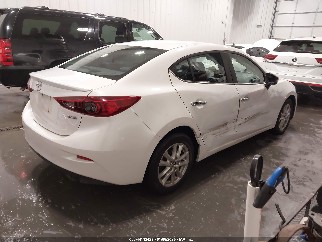 2015 Mazda 3, VIN 3MZBM1V76FM221842. Фото 4 з 6 з аукціону IAAI. Каталог авто зі США OpenDataCar.