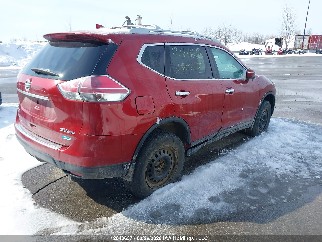 2015 Nissan Rogue, VIN 5N1AT2MV8FC802201. Zdjęcie 4 z 6 z aukcji IAAI. Katalog aut z USA OpenDataCar.