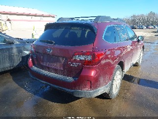 2015 Subaru Outback, VIN 4S4BSADC4F3213940. Фото 4 з 6 з аукціону IAAI. Каталог авто зі США OpenDataCar.
