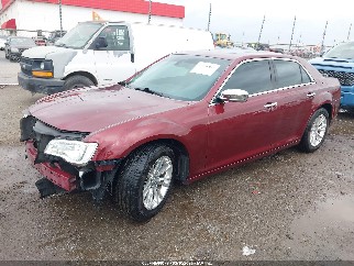 2017 Chrysler 300, VIN 2C3CCAEG2HH559898. Фото 2 з 6 з аукціону IAAI. Каталог авто зі США OpenDataCar.