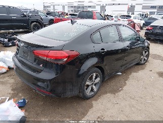 2018 Kia Forte, VIN 3KPFL4A78JE191597. Фото 4 з 6 з аукціону IAAI. Каталог авто зі США OpenDataCar.