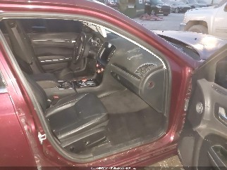2017 Chrysler 300, VIN 2C3CCAAG7HH668072. Фото 5 з 6 з аукціону IAAI. Каталог авто зі США OpenDataCar.