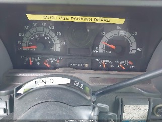 2000 Gmc Tc6h042, VIN 1GDJ6H1C4YJ513330. Фото 5 з 6 з аукціону IAAI. Каталог авто зі США OpenDataCar.