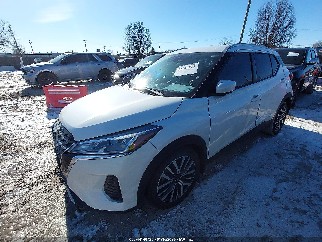 2024 Nissan Kicks, VIN 3N1CP5CV9RL479180. Фото 2 з 6 з аукціону IAAI. Каталог авто зі США OpenDataCar.