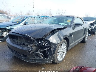 2014 Ford Mustang, VIN 1ZVBP8EM1E5226022. Фото 2 з 6 з аукціону IAAI. Каталог авто зі США OpenDataCar.