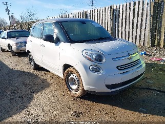 2014 Fiat 500L, VIN ZFBCFAAH6EZ015503. Zdjęcie 1 z 6 z aukcji IAAI. Katalog aut z USA OpenDataCar.