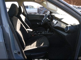 2021 Nissan Kicks, VIN 3N1CP5CVXML522529. Фото 5 з 6 з аукціону IAAI. Каталог авто зі США OpenDataCar.