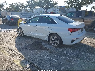 2023 Audi A3, VIN WAUAUDGY8PA084260. Фото 3 з 6 з аукціону IAAI. Каталог авто зі США OpenDataCar.