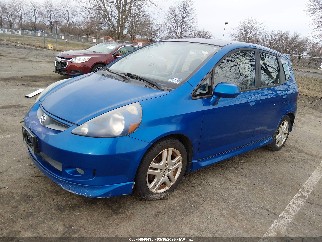 2007 Honda Fit, VIN JHMGD38677S008056. Фото 2 из 6 с аукциона IAAI. Каталог авто из США OpenDataCar.