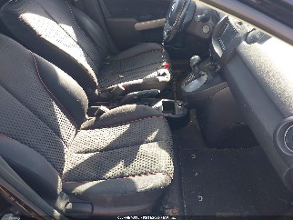 2011 Mazda 2, VIN JM1DE1HYXB0104727. Фото 5 з 6 з аукціону IAAI. Каталог авто зі США OpenDataCar.