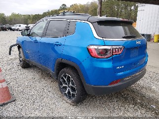 2026 Jeep Compass, VIN 3C4NJDCN9TT186856. Фото 3 из 6 с аукциона IAAI. Каталог авто из США OpenDataCar.