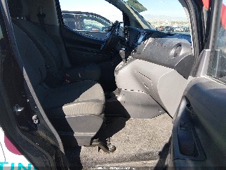 2019 Nissan NV 200, VIN 3N6CM0KN4KK703880. Фото 5 з 6 з аукціону IAAI. Каталог авто зі США OpenDataCar.