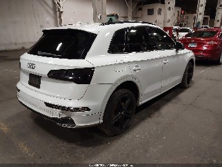 2020 Audi SQ5, VIN WA1B4AFY2L2061966. Фото 4 из 6 с аукциона IAAI. Каталог авто из США OpenDataCar.