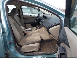 2012 Ford Focus, VIN 1FAHP3F23CL395731. Zdjęcie 5 z 6 z aukcji IAAI. Katalog aut z USA OpenDataCar.