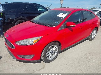 2015 Ford Focus, VIN 1FADP3F21FL324580. Фото 2 з 6 з аукціону IAAI. Каталог авто зі США OpenDataCar.