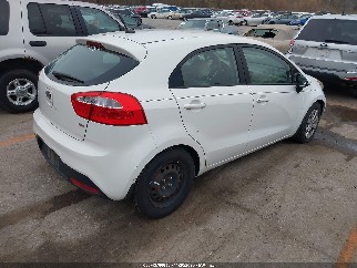 2012 Kia Rio, VIN KNADM5A30C6027760. Фото 4 з 6 з аукціону IAAI. Каталог авто зі США OpenDataCar.
