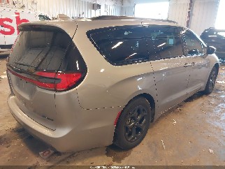 2021 Chrysler Pacifica, VIN 2C4RC1L77MR587645. Фото 4 з 6 з аукціону IAAI. Каталог авто зі США OpenDataCar.