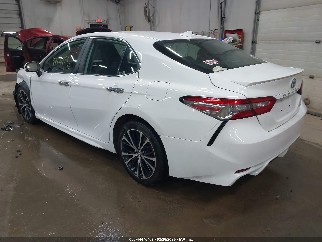 2019 Toyota Camry, VIN 4T1B11HK0KU771034. Zdjęcie 3 z 6 z aukcji IAAI. Katalog aut z USA OpenDataCar.