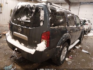2005 Nissan Pathfinder, VIN 5N1AR18W15C705349. Фото 4 з 6 з аукціону IAAI. Каталог авто зі США OpenDataCar.