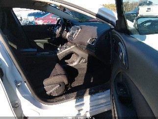 2015 Chrysler 200, VIN 1C3CCCAB1FN684272. Фото 5 з 6 з аукціону IAAI. Каталог авто зі США OpenDataCar.