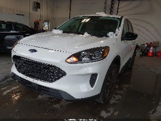 2022 Ford Escape, VIN 1FMCU9G61NUB61758. Фото 2 з 6 з аукціону IAAI. Каталог авто зі США OpenDataCar.