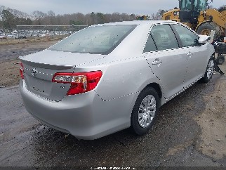 2013 Toyota Camry, VIN 4T1BF1FK6DU661872. Фото 4 з 6 з аукціону IAAI. Каталог авто зі США OpenDataCar.