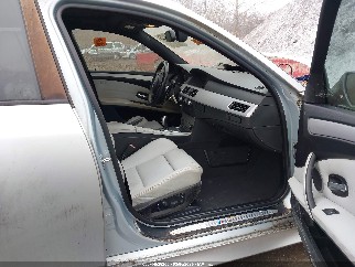 2008 Bmw M5, VIN WBSNB93558CX09845. Фото 5 из 6 с аукциона IAAI. Каталог авто из США OpenDataCar.