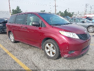 2012 Toyota Sienna, VIN 5TDZK3DC4CS266114. Фото 1 з 6 з аукціону IAAI. Каталог авто зі США OpenDataCar.