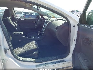 2012 Chevrolet Malibu, VIN 1G1ZC5E01CF382392. Фото 5 з 6 з аукціону IAAI. Каталог авто зі США OpenDataCar.