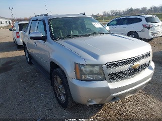 2010 Chevrolet Avalanche, VIN 3GNVKGE00AG226075. Фото 1 з 6 з аукціону IAAI. Каталог авто зі США OpenDataCar.