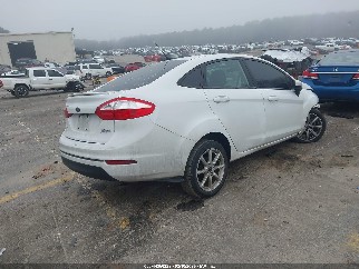 2019 Ford Fiesta, VIN 3FADP4BJ2KM143256. Фото 4 з 6 з аукціону IAAI. Каталог авто зі США OpenDataCar.