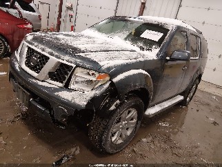 2005 Nissan Pathfinder, VIN 5N1AR18W15C705349. Фото 2 з 6 з аукціону IAAI. Каталог авто зі США OpenDataCar.