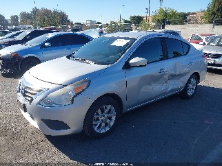 2019 Nissan Versa, VIN 3N1CN7AP9KL873435. Фото 2 з 6 з аукціону IAAI. Каталог авто зі США OpenDataCar.