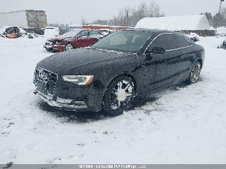 2016 Audi A5, VIN WAUW2AFR5GA049261. Фото 2 из 6 с аукциона IAAI. Каталог авто из США OpenDataCar.