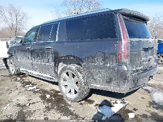 2018 Cadillac Escalade ESV, VIN 1GYS4HKJ5JR379182. Фото 3 з 6 з аукціону IAAI. Каталог авто зі США OpenDataCar.