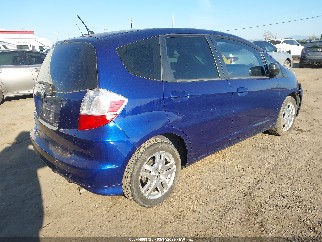 2011 Honda Fit, VIN JHMGE8H37BC019464. Фото 4 з 6 з аукціону IAAI. Каталог авто зі США OpenDataCar.