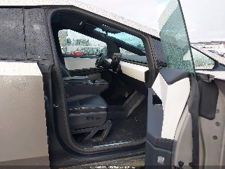 2024 Tesla Cybertruck, VIN 7G2CEHED9RA017042. Фото 5 з 6 з аукціону IAAI. Каталог авто зі США OpenDataCar.