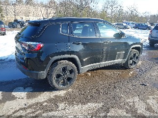 2021 Jeep Compass, VIN 3C4NJDBB1MT569327. Фото 4 з 6 з аукціону IAAI. Каталог авто зі США OpenDataCar.