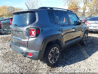 2017 Jeep Renegade, VIN ZACCJBCB1HPG27184. Фото 4 из 6 с аукциона IAAI. Каталог авто из США OpenDataCar.