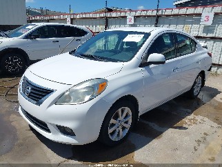 2014 Nissan Versa, VIN 3N1CN7AP8EL853679. Фото 2 з 6 з аукціону IAAI. Каталог авто зі США OpenDataCar.
