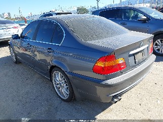 2003 Bmw 3 Series, VIN WBAEV53403KM27798. Zdjęcie 3 z 6 z aukcji IAAI. Katalog aut z USA OpenDataCar.