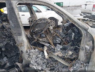 2017 Maserati Levante, VIN ZN661XUL5HX212396. Фото 5 з 6 з аукціону IAAI. Каталог авто зі США OpenDataCar.