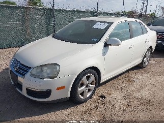 2008 Volkswagen Jetta, VIN 3VWRM71K48M057893. Фото 2 з 6 з аукціону IAAI. Каталог авто зі США OpenDataCar.