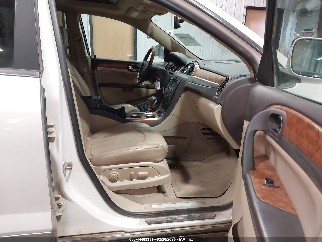 2011 Buick Enclave, VIN 5GAKVBED8BJ351738. Zdjęcie 5 z 6 z aukcji IAAI. Katalog aut z USA OpenDataCar.