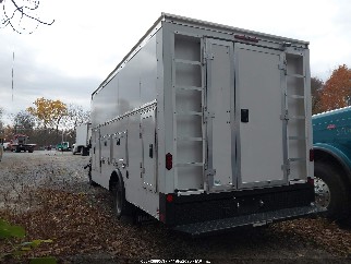 2024 Chevrolet Express 2500, VIN 1HA6GVC74RN002938. Фото 3 з 6 з аукціону IAAI. Каталог авто зі США OpenDataCar.