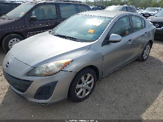 2011 Mazda 3, VIN JM1BL1VG8B1437186. Zdjęcie 2 z 6 z aukcji IAAI. Katalog aut z USA OpenDataCar.