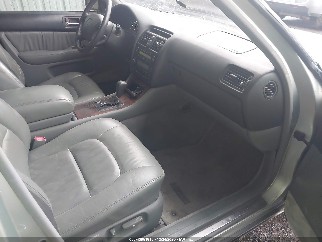 1997 Lexus LS 400, VIN JT8BH28F3V0092538. Фото 5 из 6 с аукциона IAAI. Каталог авто из США OpenDataCar.