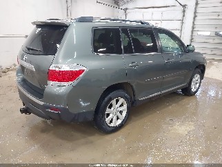 2013 Toyota Highlander, VIN 5TDBK3EH0DS251008. Фото 4 з 6 з аукціону IAAI. Каталог авто зі США OpenDataCar.